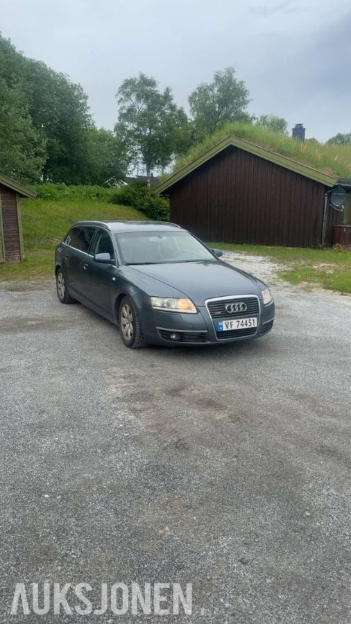 2006 Audi A6 2.7 179hk QUATTRO automat cruisekontroll hengerfeste navigasjon  skinn