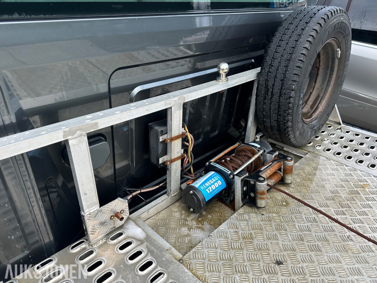 Ford Transit BILTRANSPORTER VINSJ HENGERFESTE 6 SETER