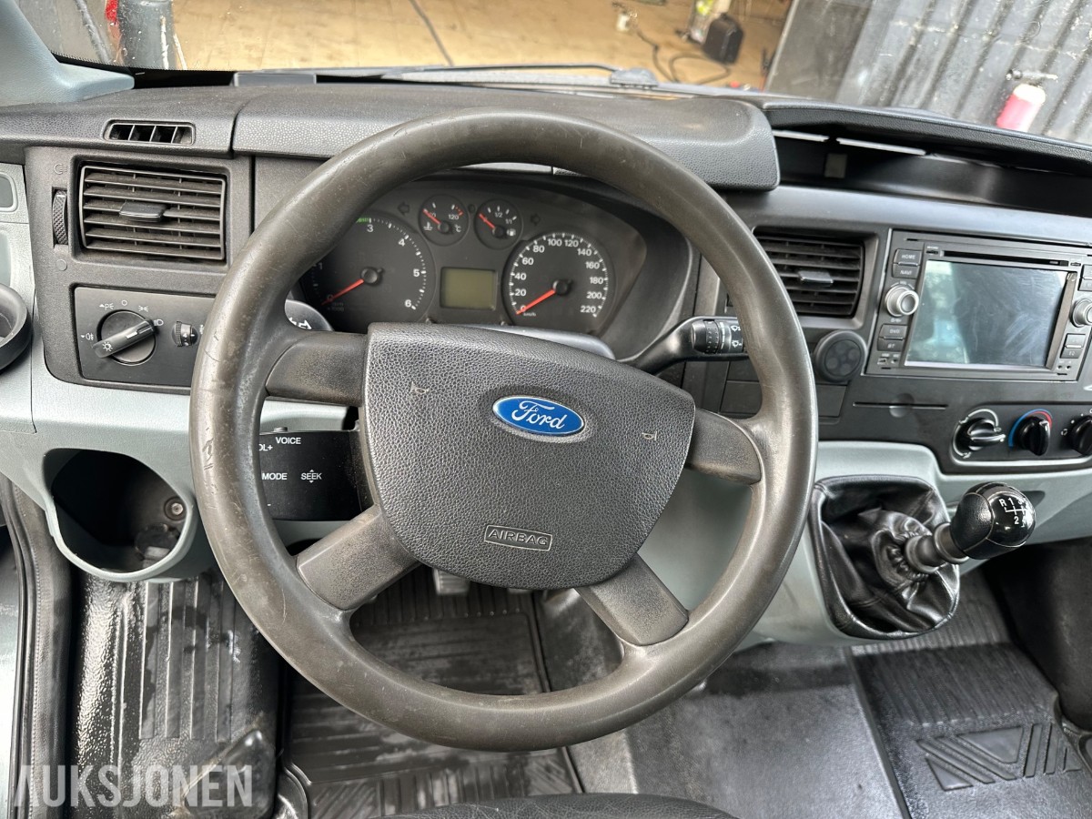 Ford Transit BILTRANSPORTER VINSJ HENGERFESTE 6 SETER