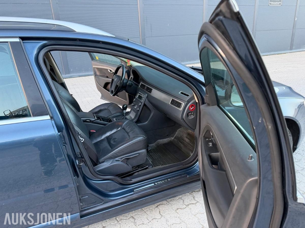 2008 VOLVO V70 2.0D MANUELL – SKINNSETER – HENGERFESTE