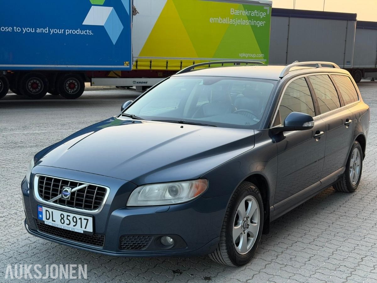 2008 VOLVO V70 2.0D MANUELL – SKINNSETER – HENGERFESTE