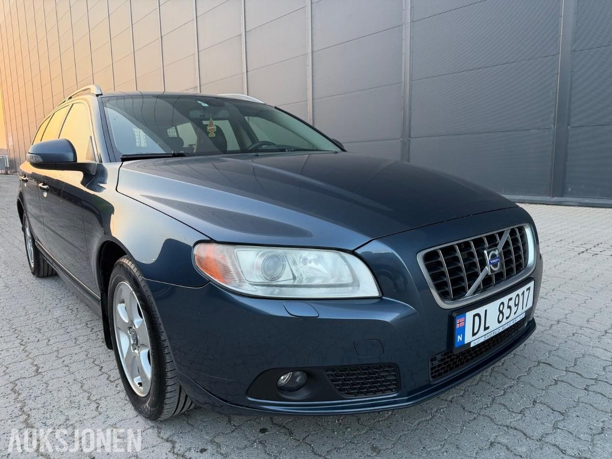 2008 VOLVO V70 2.0D MANUELL – SKINNSETER – HENGERFESTE