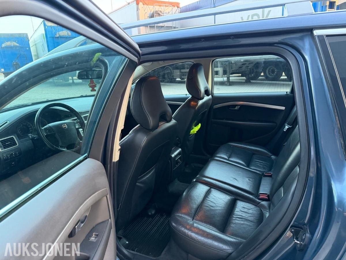 2008 VOLVO V70 2.0D MANUELL – SKINNSETER – HENGERFESTE