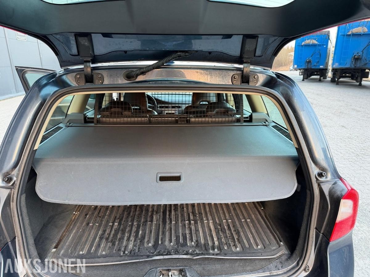 2008 VOLVO V70 2.0D MANUELL – SKINNSETER – HENGERFESTE