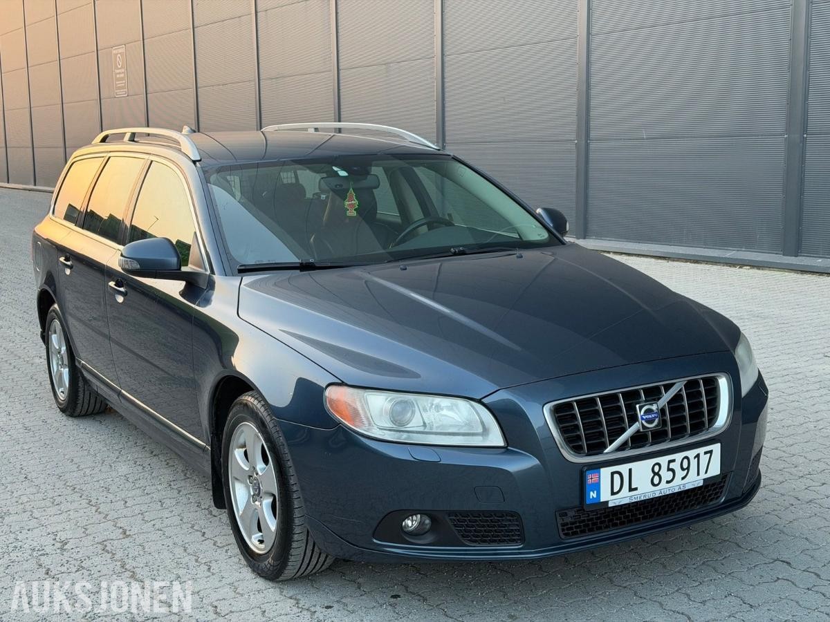2008 VOLVO V70 2.0D MANUELL – SKINNSETER – HENGERFESTE