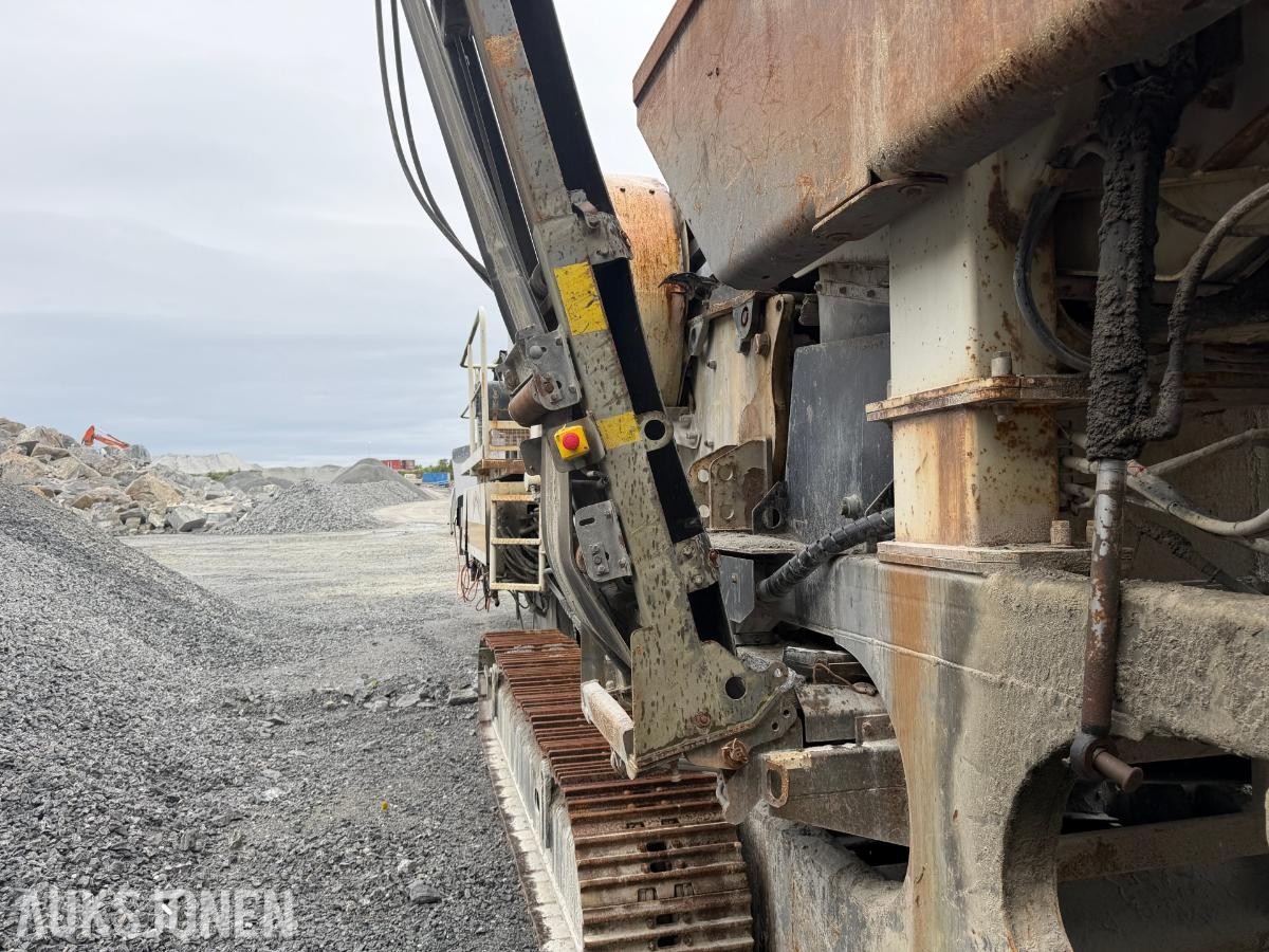 2008 Metso Lokotrack LT106S knuseverk med hengersikt – Reparasjonsobjekt