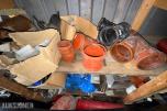 Container med rørdeler og diverse