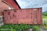 Container med rørdeler og diverse