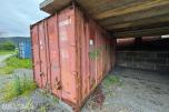 Container med rørdeler og diverse