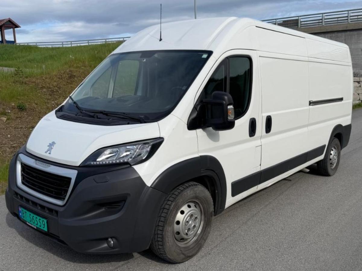 2016 Peugeot Boxer, 2.0-131 Med lift, 32000km