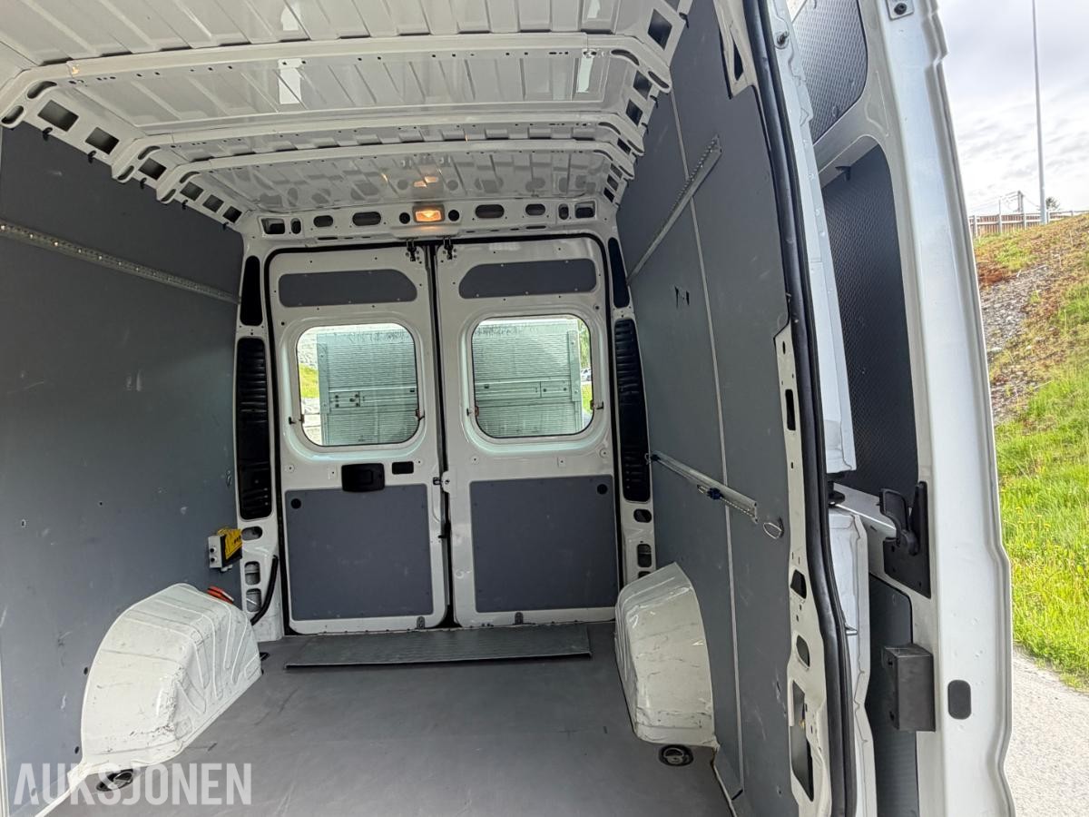 2016 Peugeot Boxer, 2.0-131 Med lift, 32000km