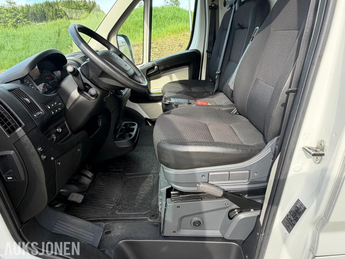 2016 Peugeot Boxer, 2.0-131 Med lift, 32000km