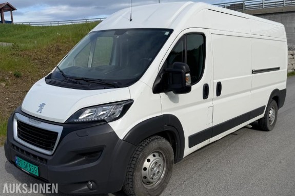2016 Peugeot Boxer, 2.0-131 Med lift, 32000km