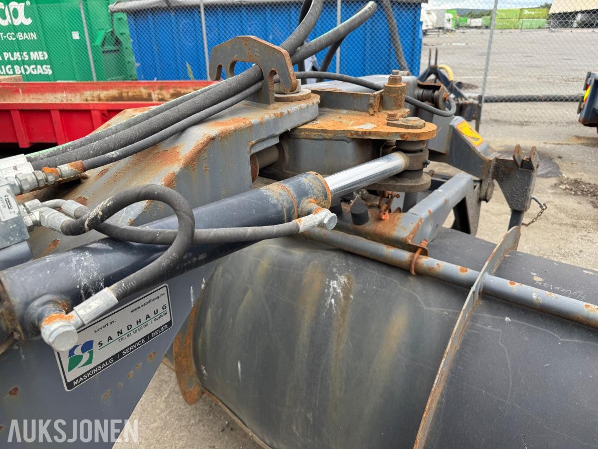 2019 Pome AH-240 frontkost m/ trimafeste