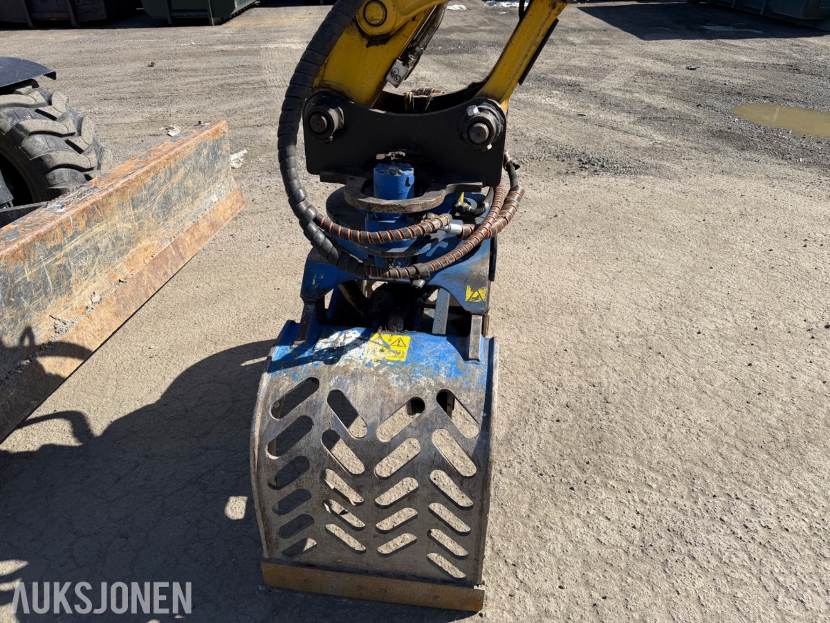 2024 Komatsu PW98 MR Hjulgraver med knekkbom, skjær, støttelabber, og fast sorteringsklype - Kun 1095 timer