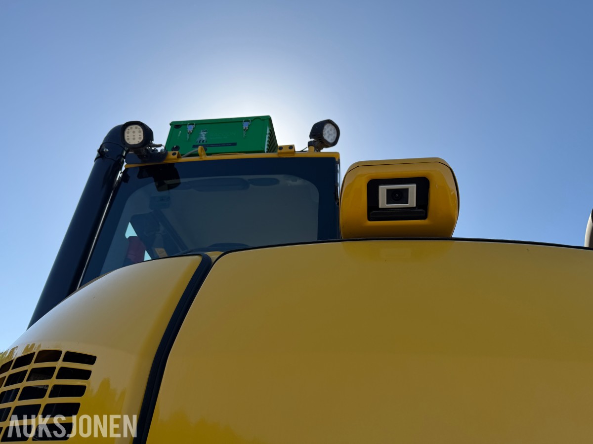 2024 Komatsu PW98 MR Hjulgraver med knekkbom, skjær, støttelabber, og fast sorteringsklype - Kun 1095 timer