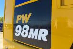 2024 Komatsu PW98 MR Hjulgraver med knekkbom, skjær, støttelabber, og fast sorteringsklype - Kun 1095 timer