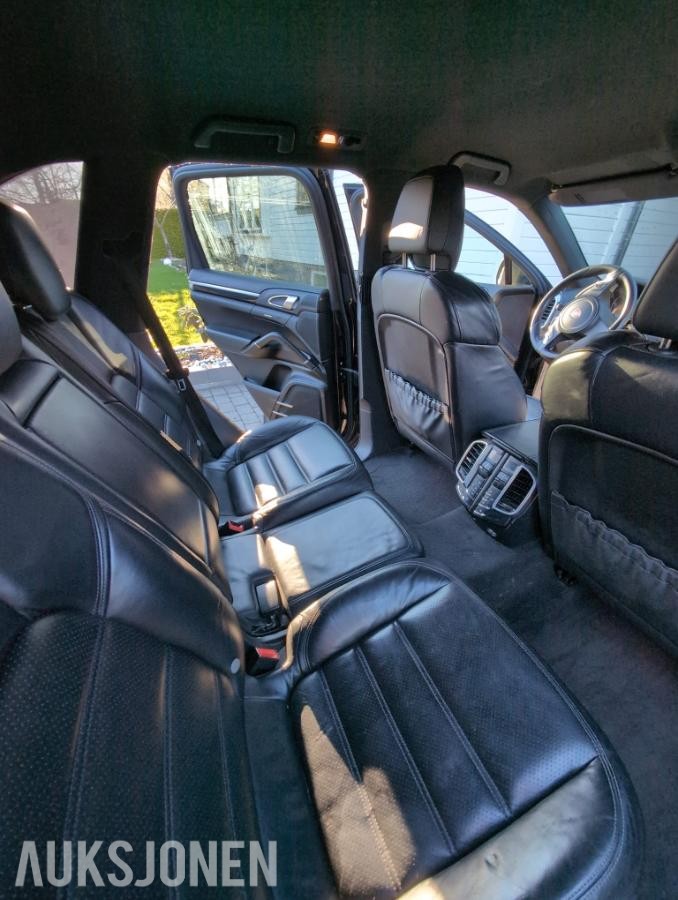 2011 Porsche Cayenne 3.0 240hk automat NY STOR SERVICE S+V DEKK EU OK 03.2028