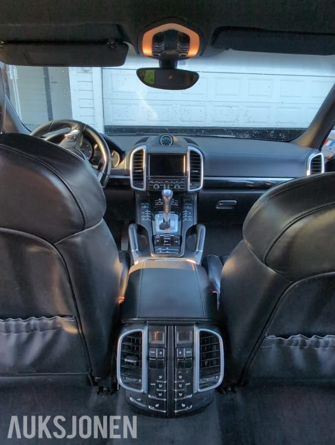 2011 Porsche Cayenne 3.0 240hk automat NY STOR SERVICE S+V DEKK EU OK 03.2028
