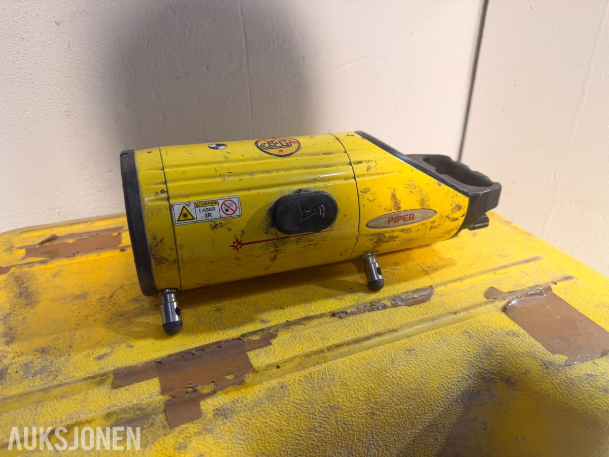 Leica Piper 100 rørlaser med koffert