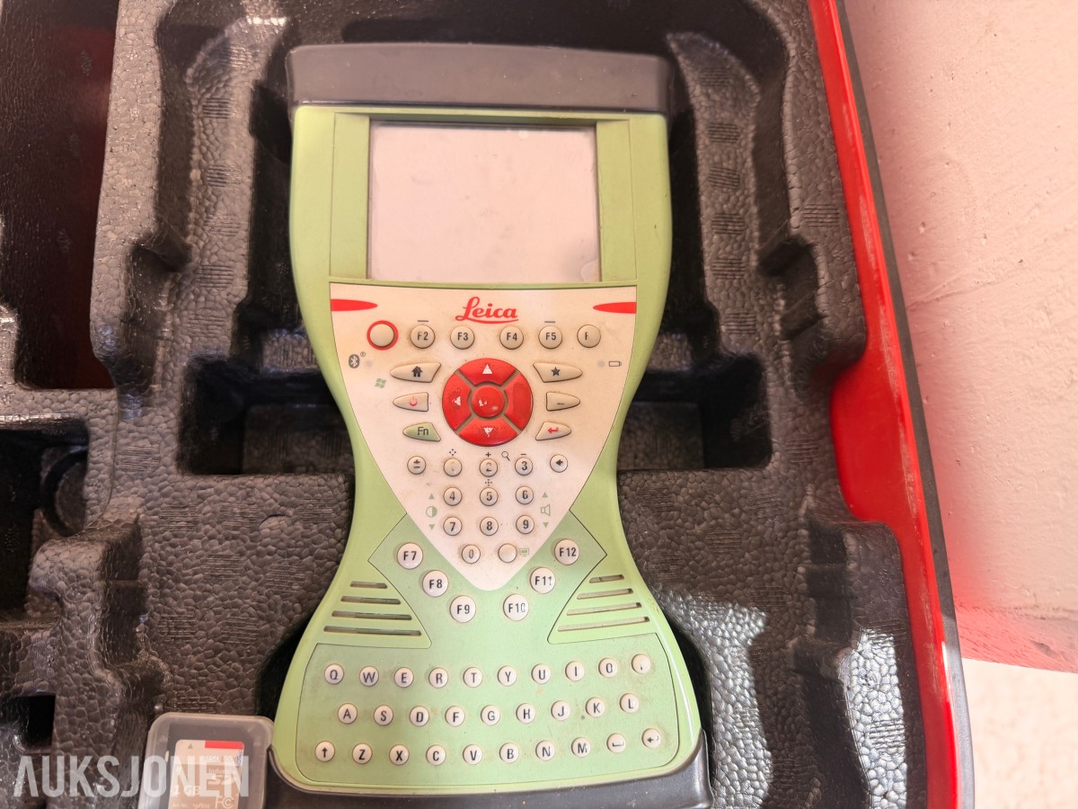 Leica GS14 med CS15 feltkontroller og tilbehør