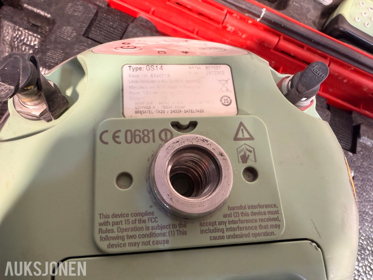 Leica GS14 med CS15 feltkontroller og tilbehør