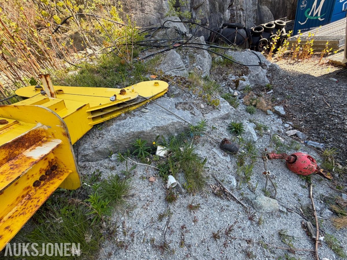 2018 Techcrane T25-33-50 teleskopkran med operatørhytte og hydraulikkaggregat