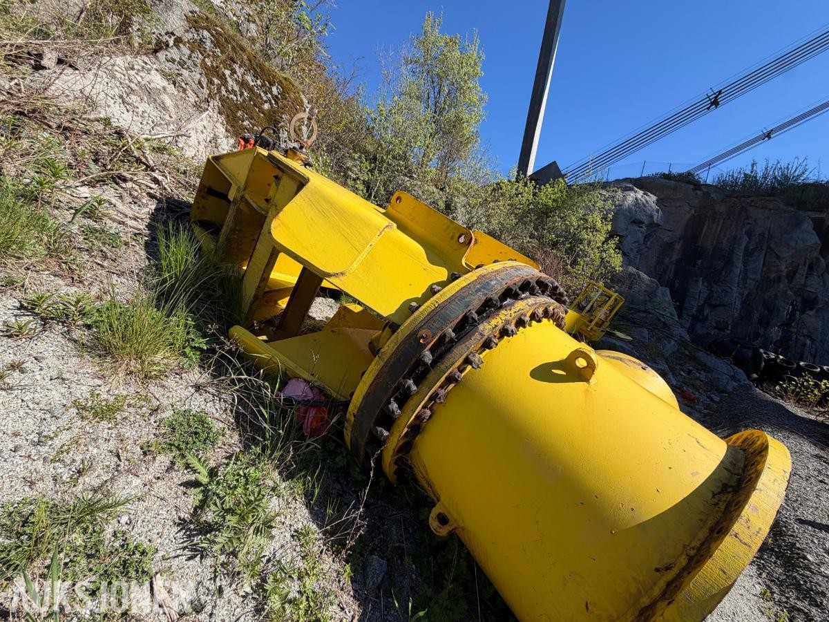 2018 Techcrane T25-33-50 teleskopkran med operatørhytte og hydraulikkaggregat