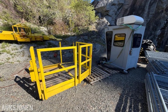 2018 Techcrane T25-33-50 teleskopkran med operatørhytte og hydraulikkaggregat