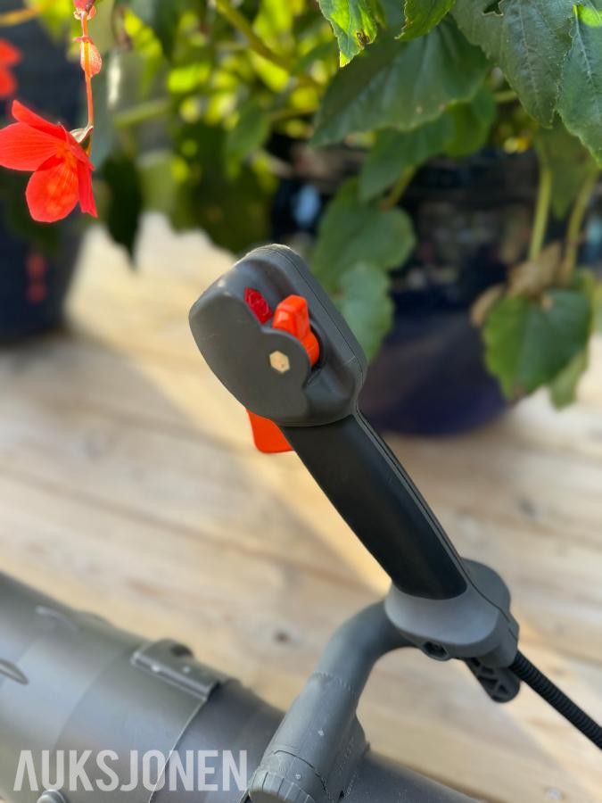 2024 Husqvarna 580BTS Løvblåser