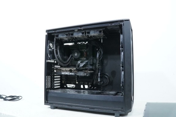 Stasjonær PC GeForce RTX 3090 24GB, 128GB ram DDR4 og AMD Threadripper 