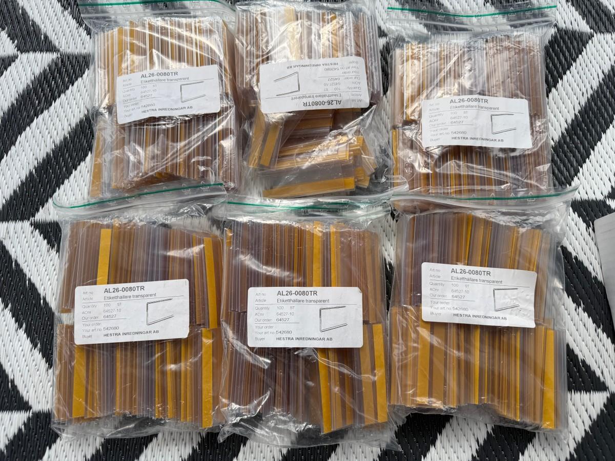 Digitale prislapper - Fremtiden for all detaljhandel - Delfi/Breece Chroma-4 elektroniske hylleetiketter med tilbehør - 