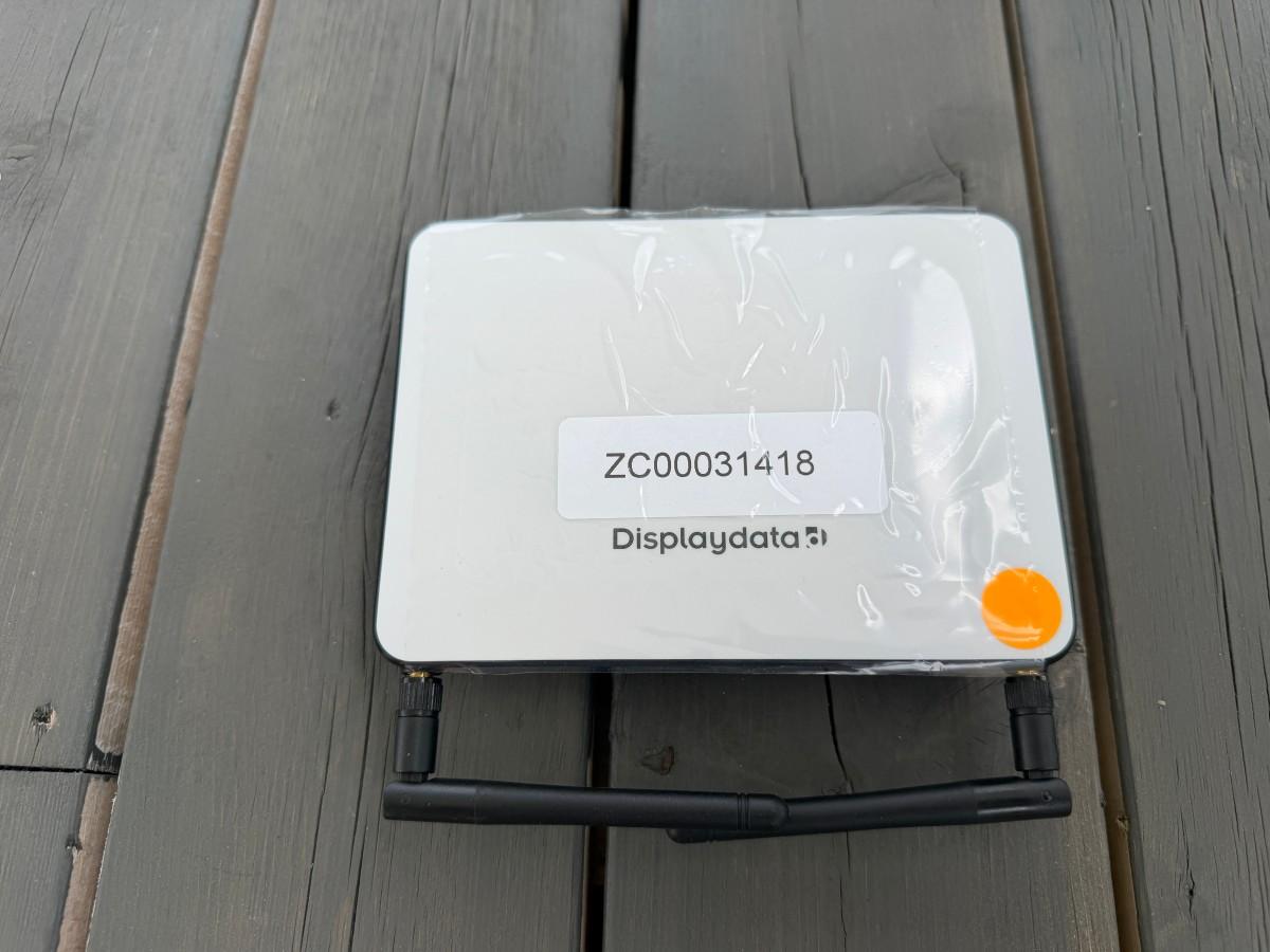 Digitale prislapper - Fremtiden for all detaljhandel - Delfi/Breece Chroma-4 elektroniske hylleetiketter med tilbehør - 