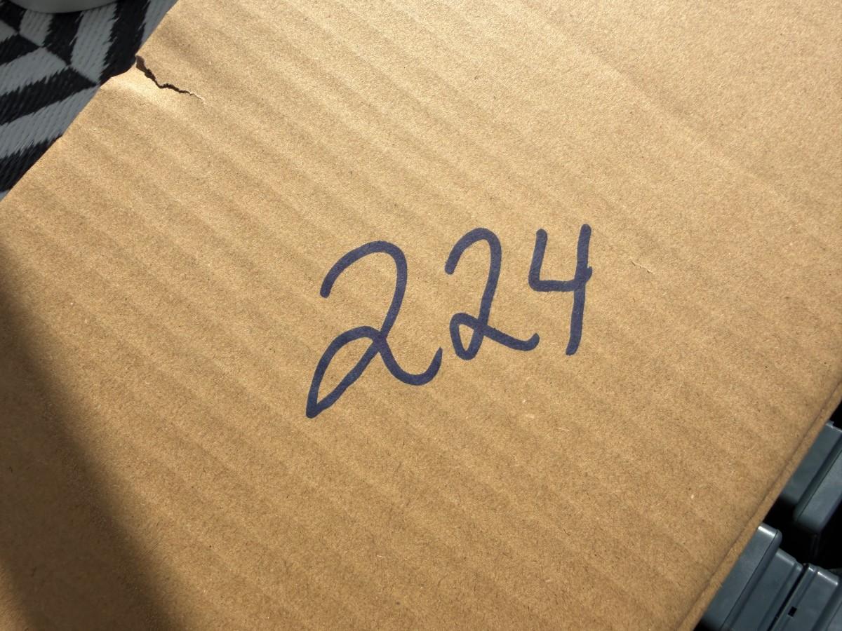Digitale prislapper - Fremtiden for all detaljhandel - Delfi/Breece Chroma-4 elektroniske hylleetiketter med tilbehør - 