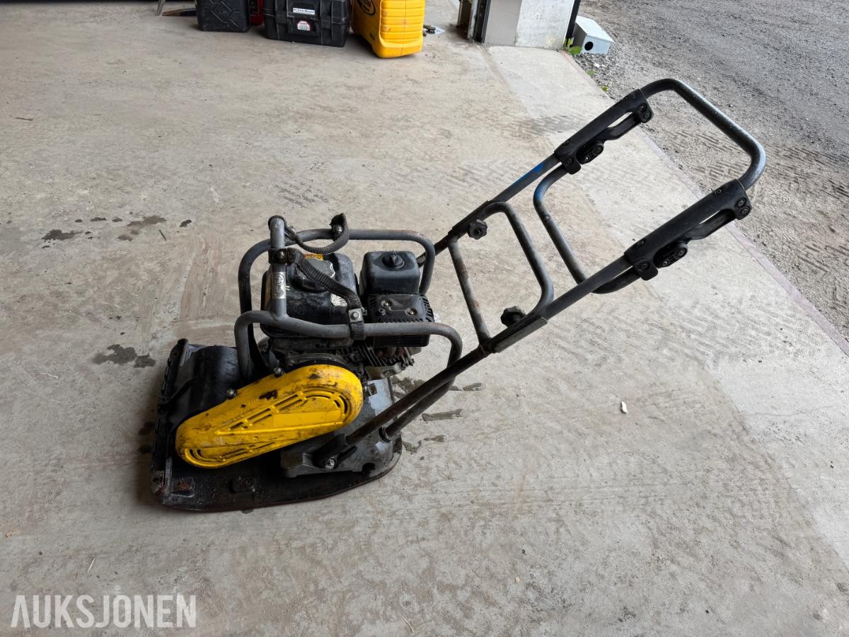 2016 Atlas Copco LF75 vibroplate