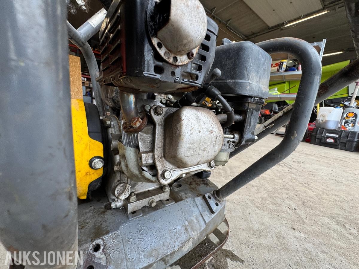 2016 Atlas Copco LF75 vibroplate