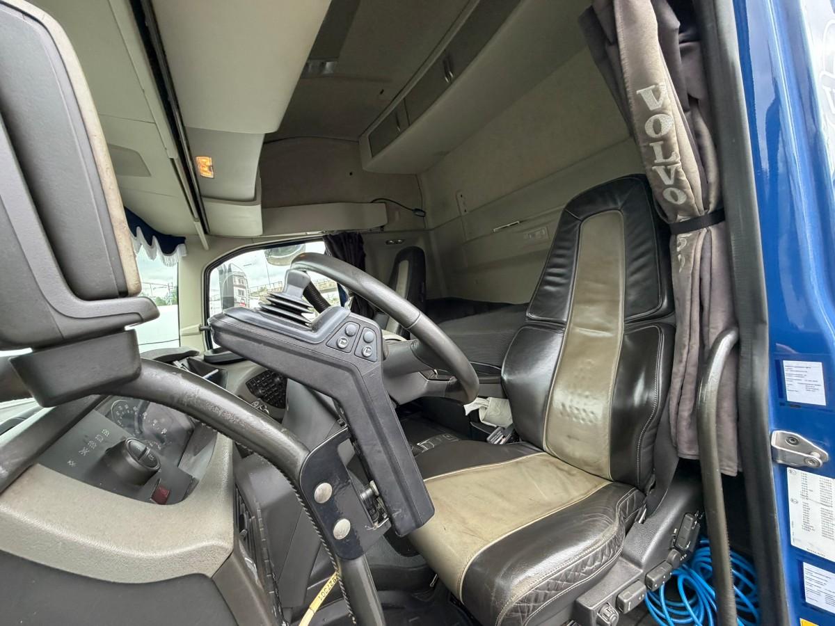 2017 Volvo FH540 krokbil med multilift krok / EU-godkjent