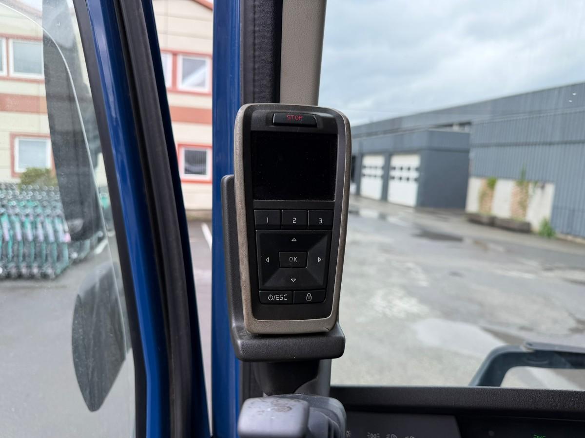 2017 Volvo FH540 krokbil med multilift krok / EU-godkjent