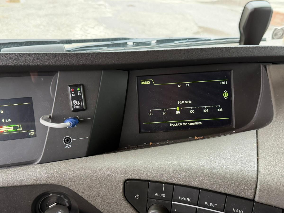2017 Volvo FH540 krokbil med multilift krok / EU-godkjent
