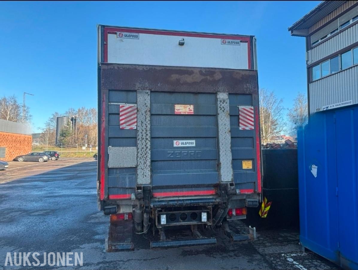2013 MAN TGM - med 18 pallers skap