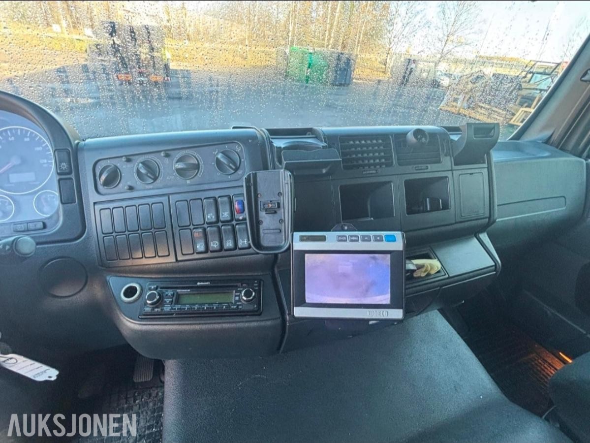 2013 MAN TGM - med 18 pallers skap
