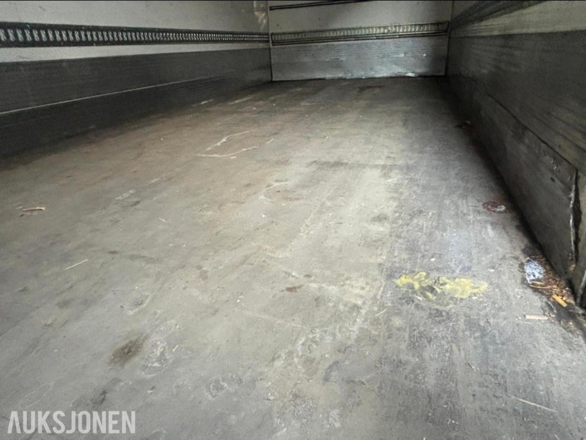 2013 MAN TGM - med 18 pallers skap