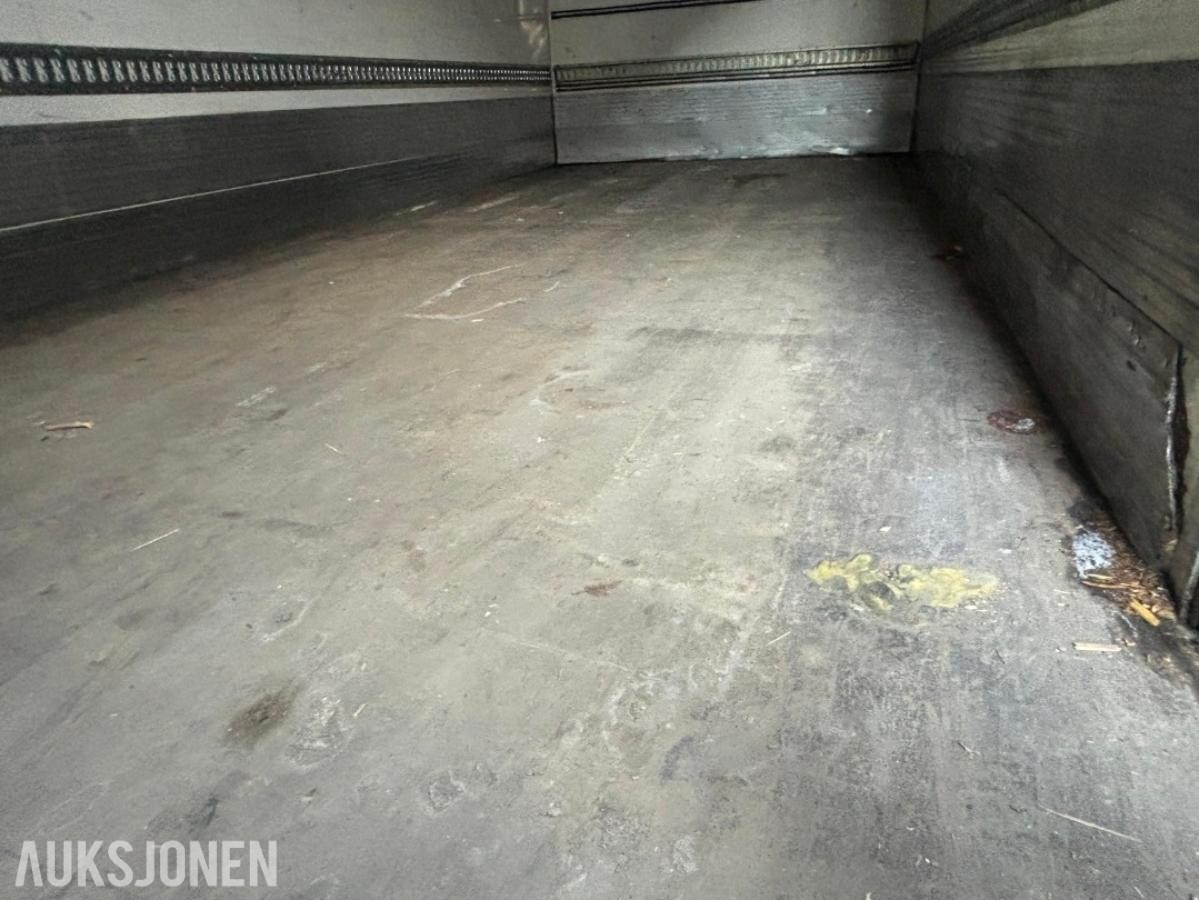 2013 MAN TGM - med 18 pallers skap