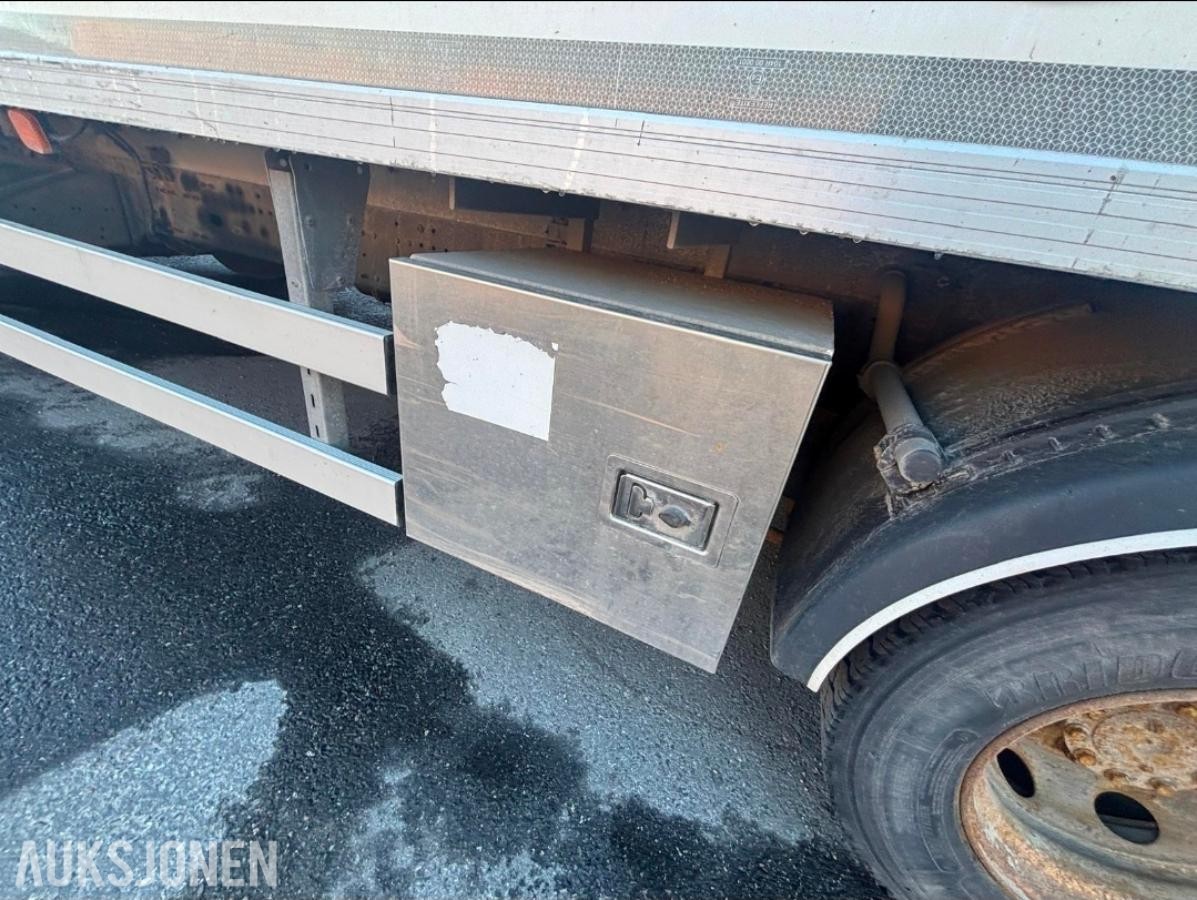 2013 MAN TGM - med 18 pallers skap