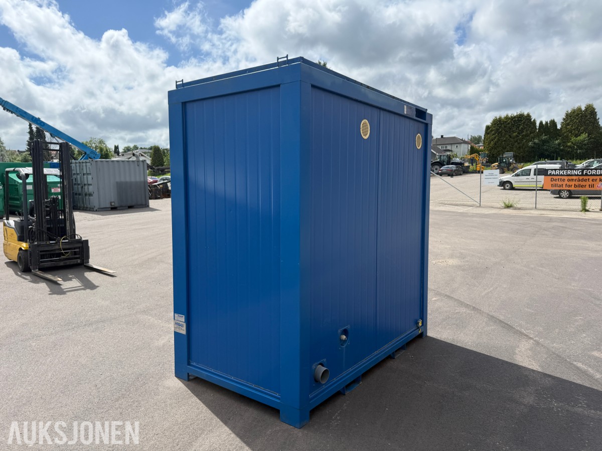 8 fots toalettmodul - 2 separate WC-rom