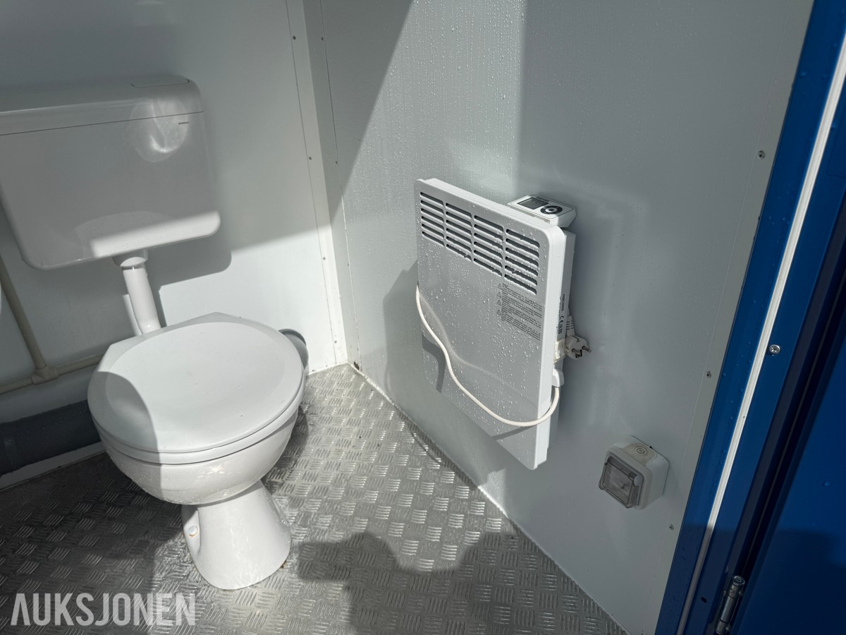 8 fots toalettmodul - 2 separate WC-rom