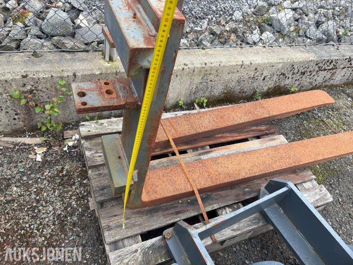 Kraftige truckgaffler / teleskoptruckgaffler 158 cm – ukjent feste