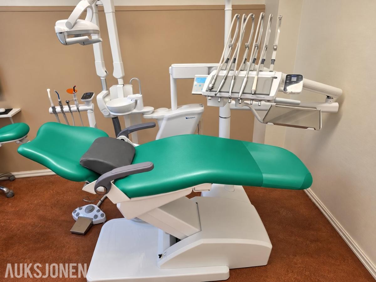 NY Bondent E200B dentalunit med LED operasjonslampe
