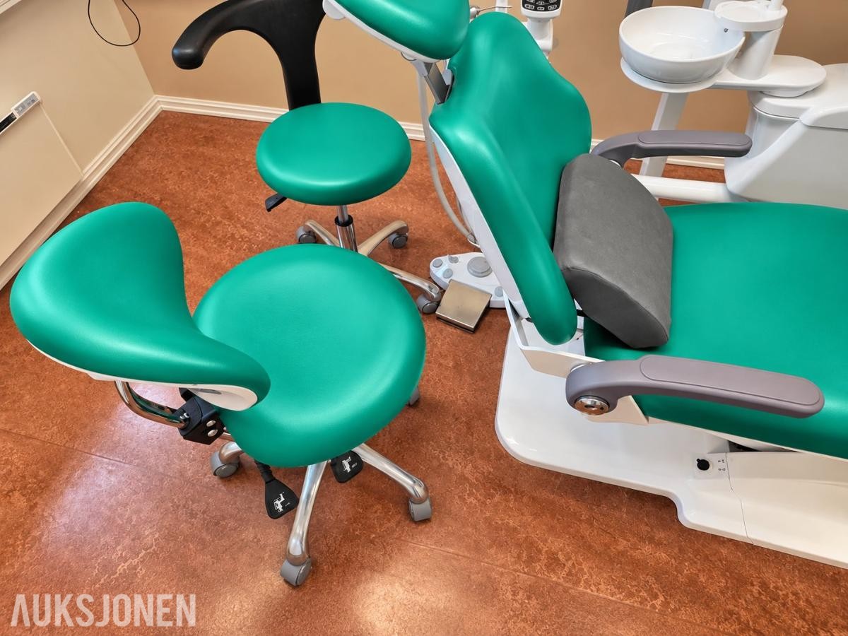 NY Bondent E200B dentalunit med LED operasjonslampe