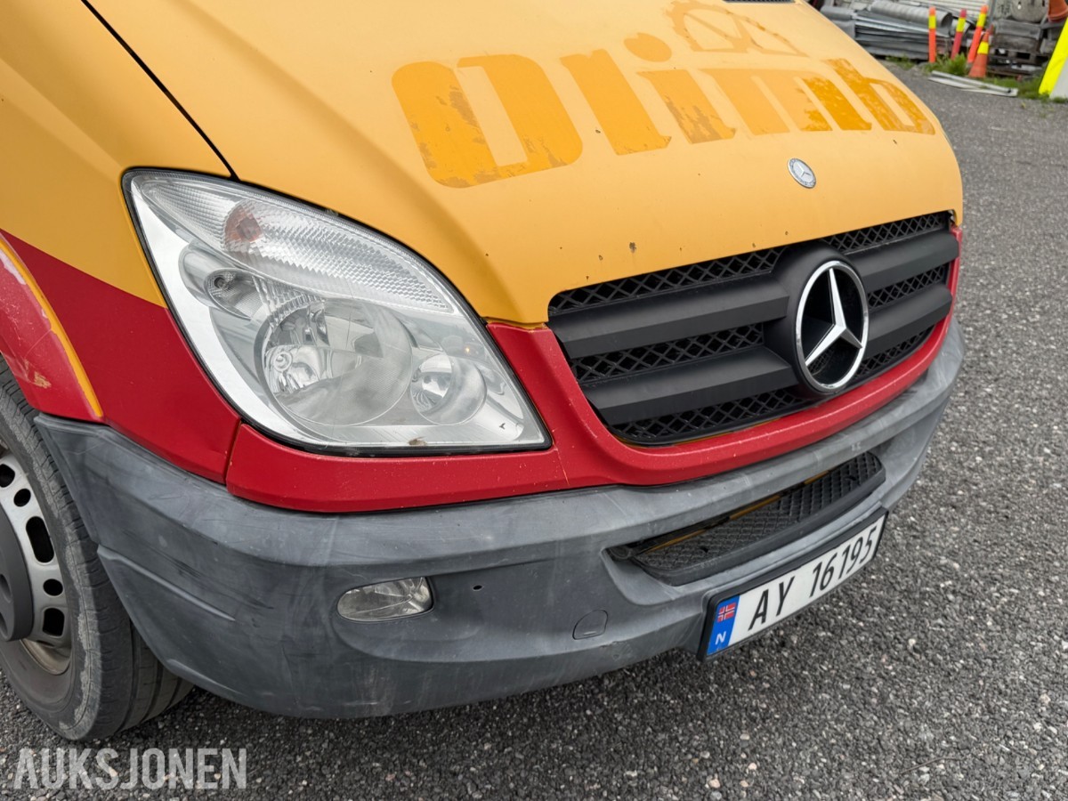 2011 Mercedes-Benz Sprinter, N2 Lastebil, manuell 